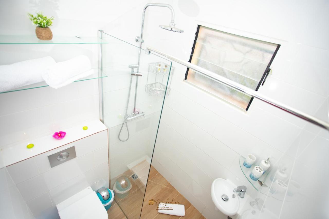 Le Jardin Secret Guyanais Avec Piscine Et Jardin De 70 M2 Apartment กาแยน ภายนอก รูปภาพ